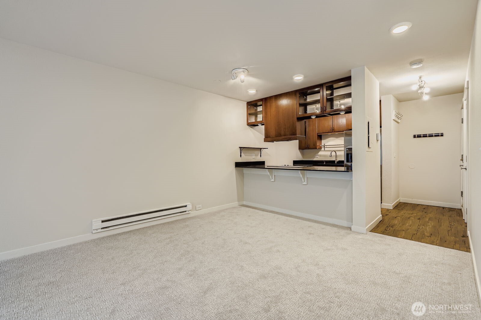 7307 Sand Pont Way NE Unit: 613