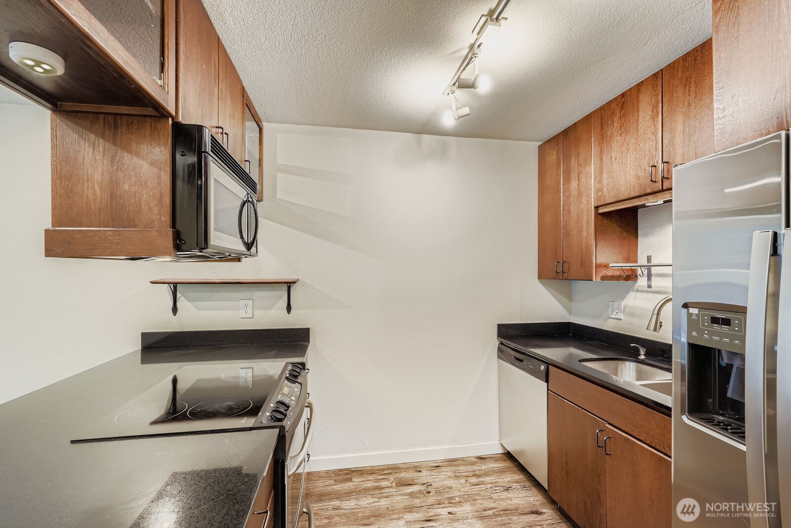 7307 Sand Pont Way NE Unit: 613