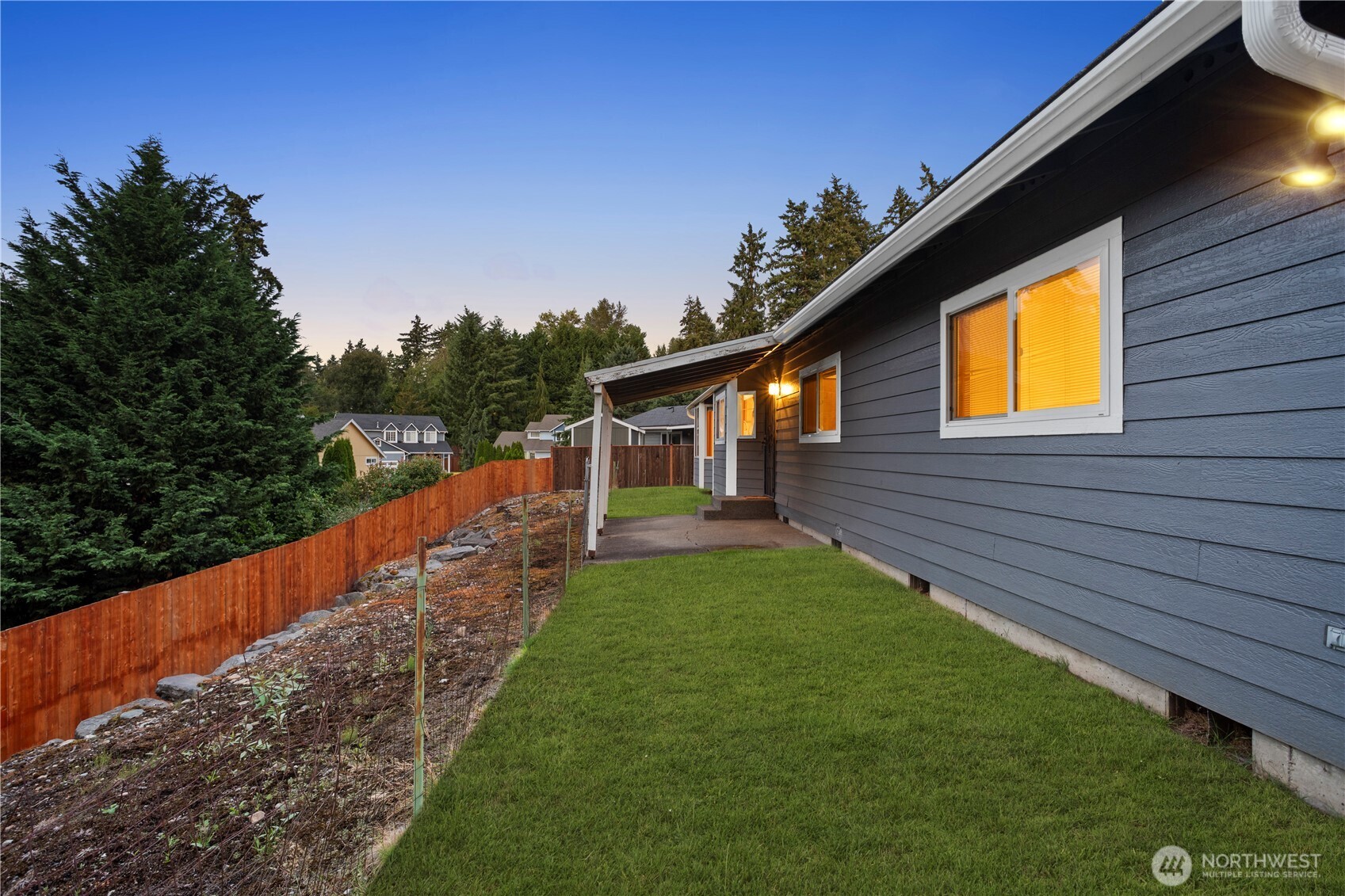 1915 135th Street Ct E