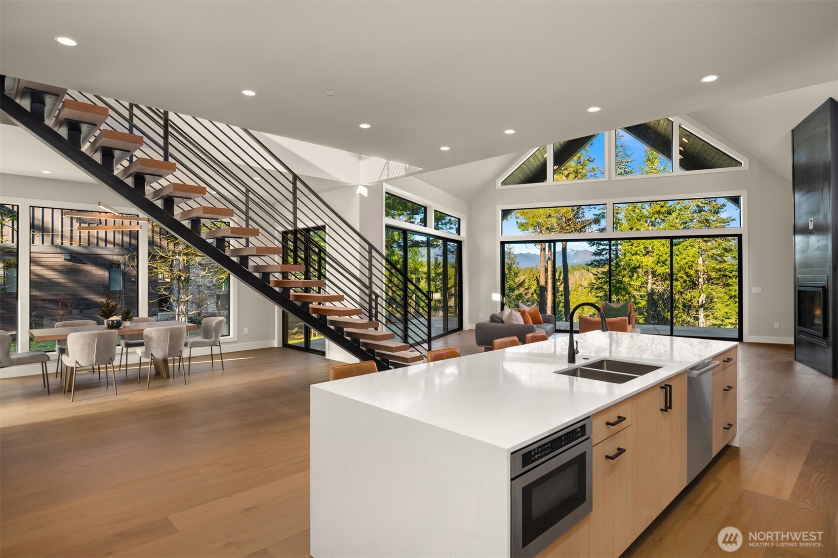 831 Gold Leaf Lane