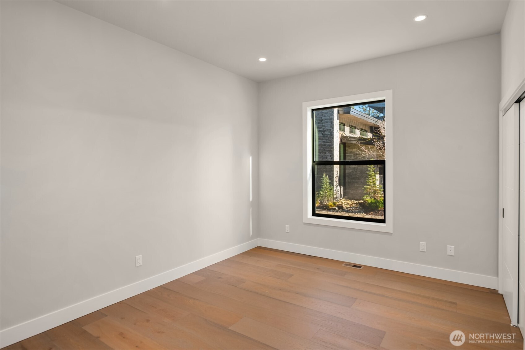 831 Gold Leaf Lane