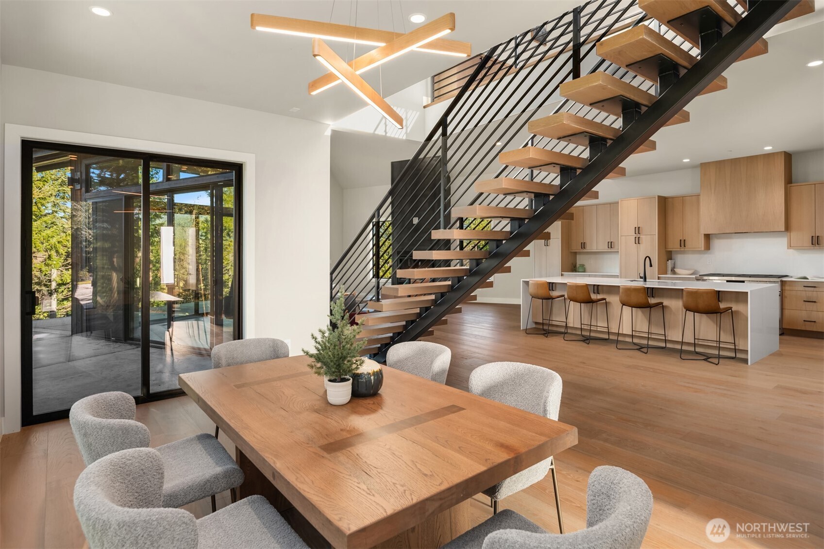 831 Gold Leaf Lane