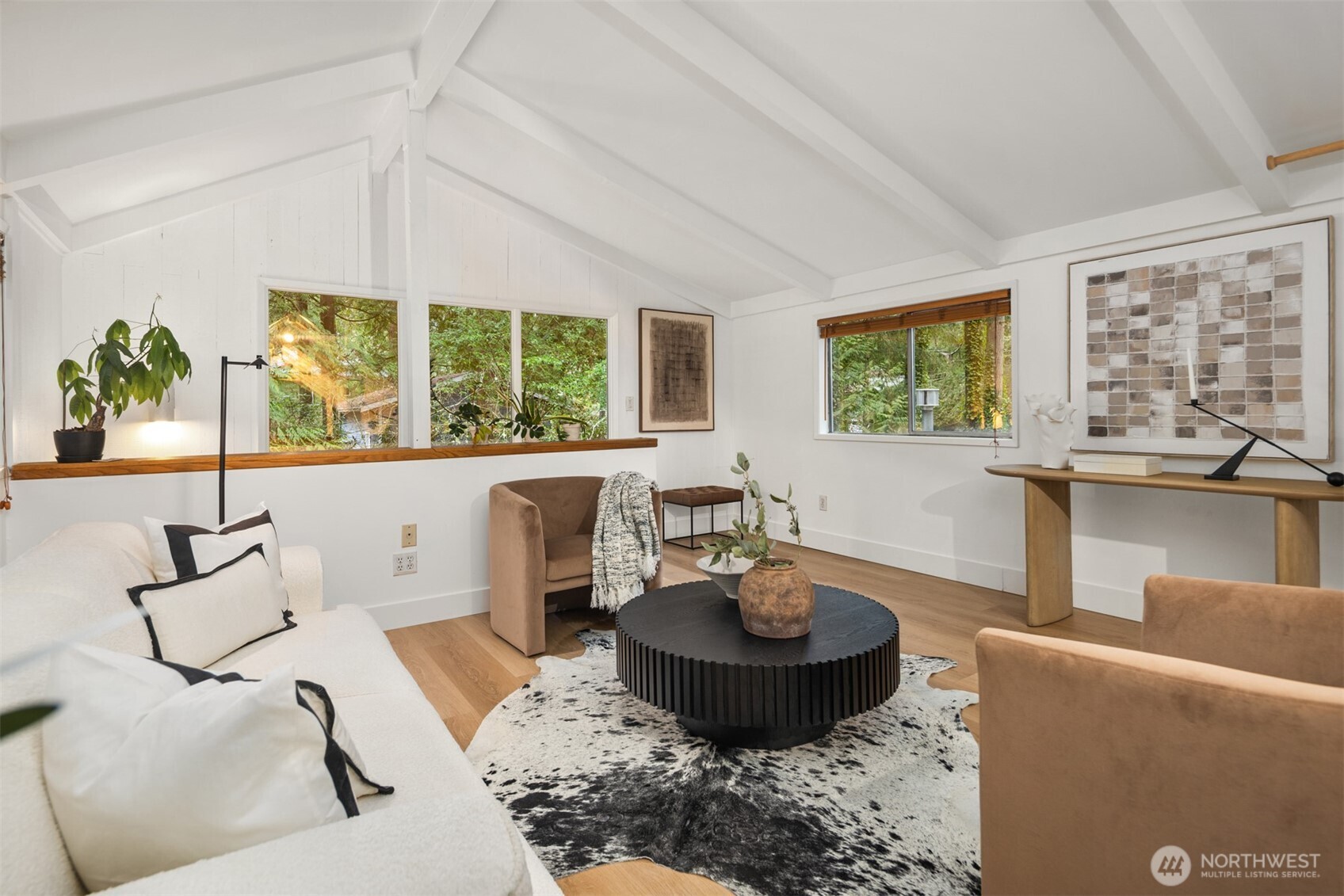 17050 37th Avenue NE