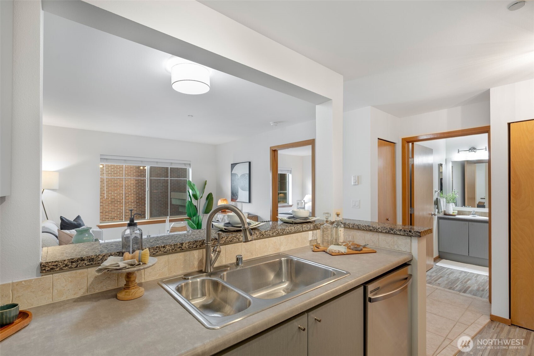 1125 E Olive Street Unit: 504