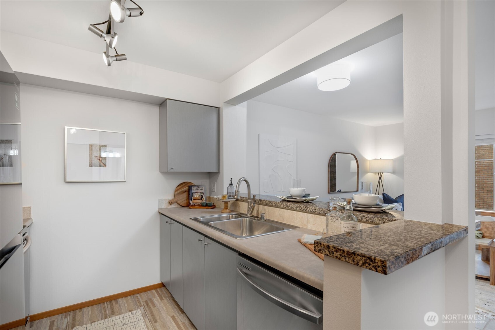 1125 E Olive Street Unit: 504