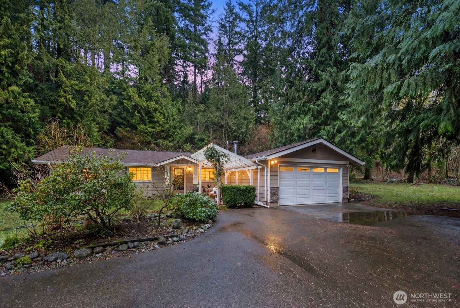 22828 Upper Dorre Don Way SE