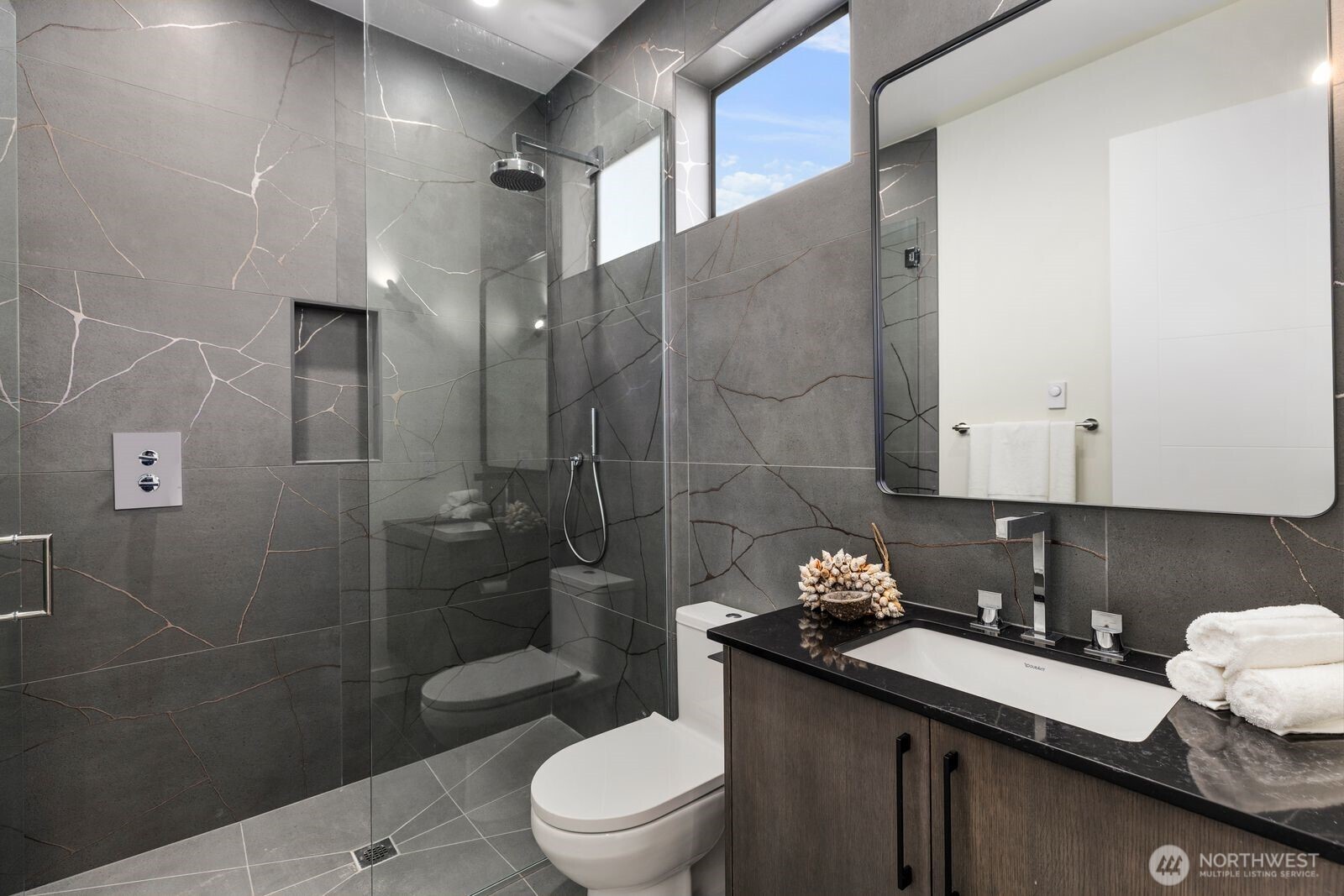 1653 105th Avenue SE