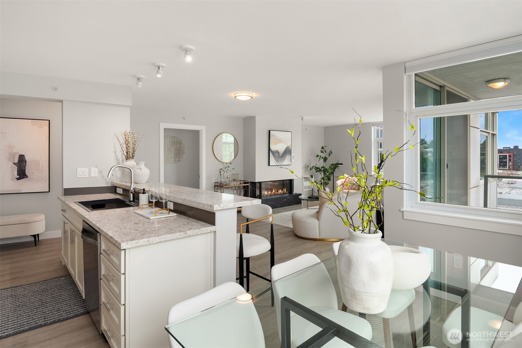 1100 106th Avenue NE Unit: 611