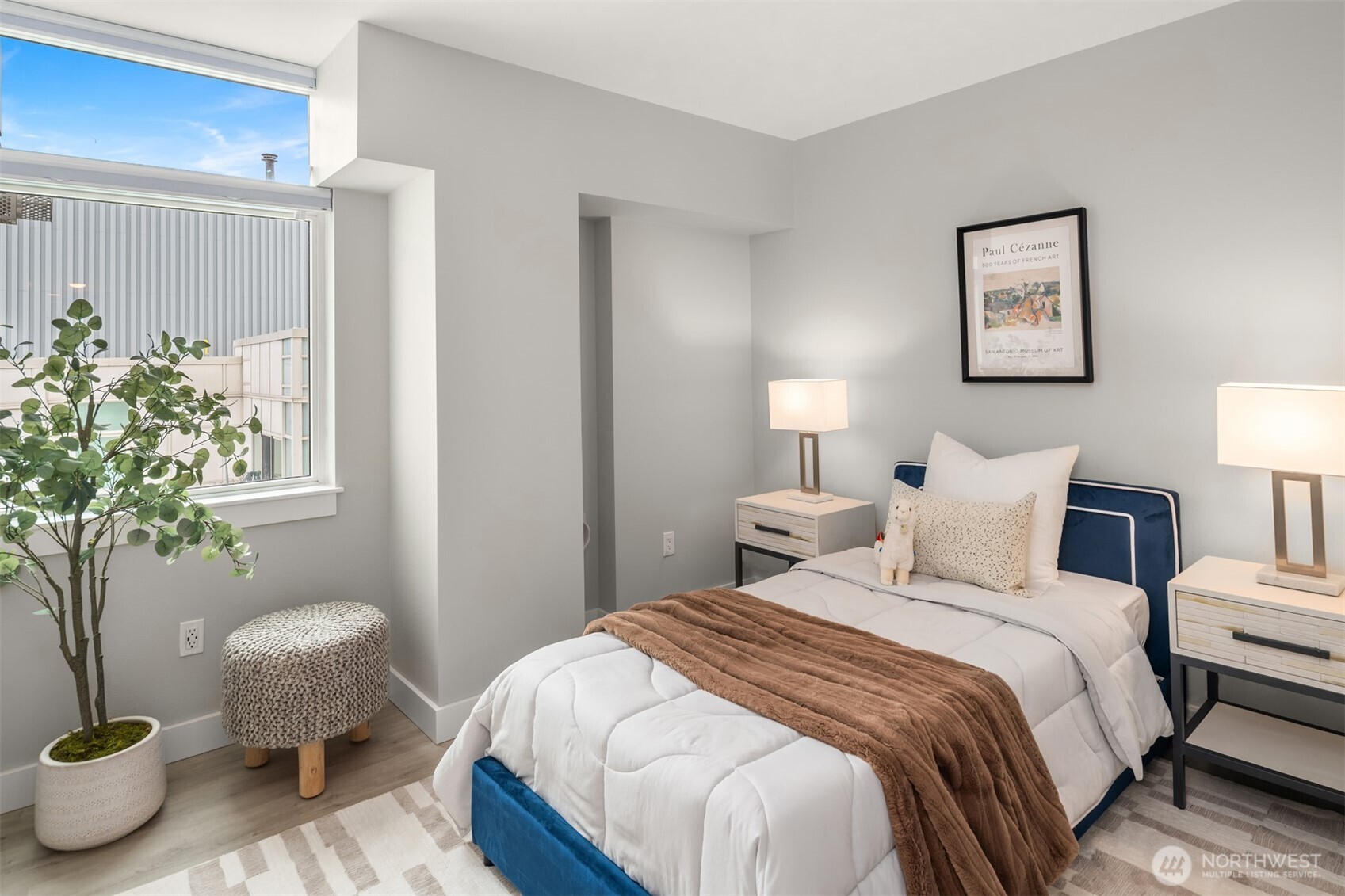 1100 106th Avenue NE Unit: 611
