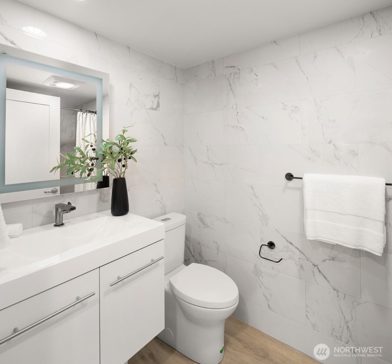 1100 106th Avenue NE Unit: 611
