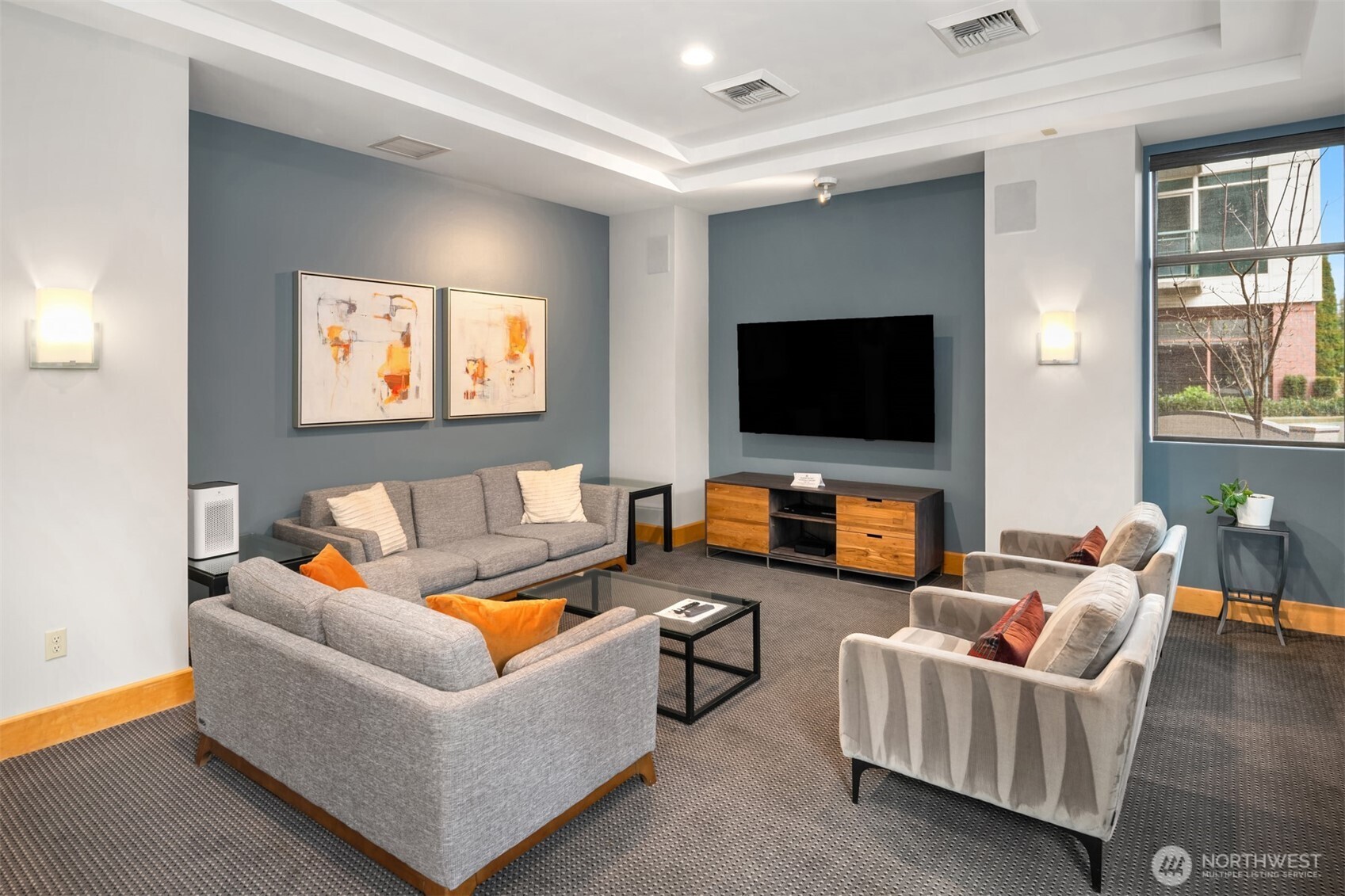 1100 106th Avenue NE Unit: 611