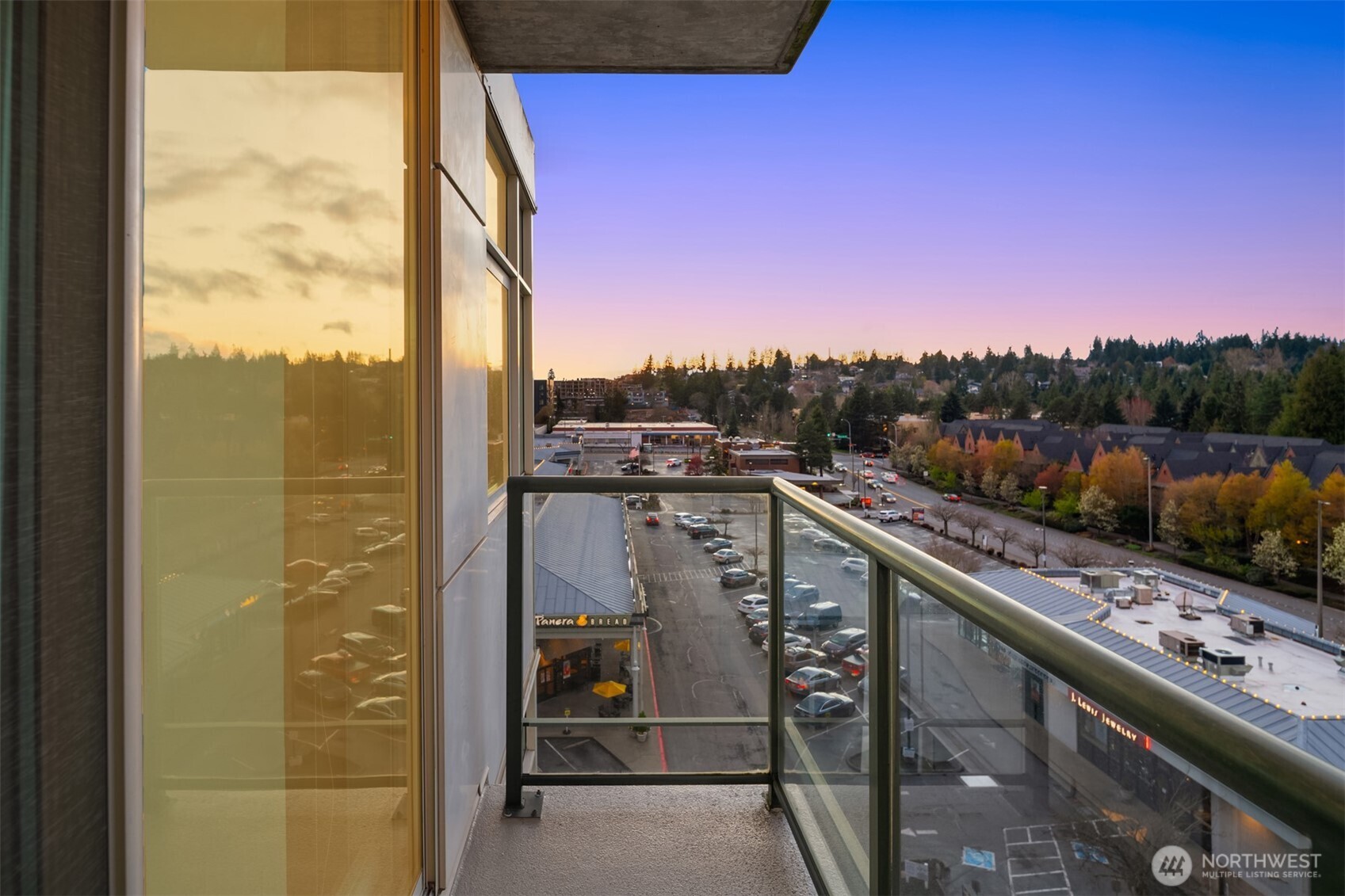 1100 106th Avenue NE Unit: 611