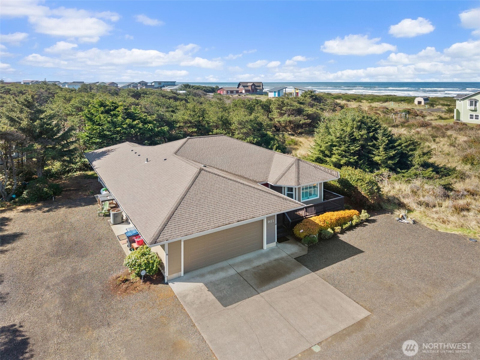 921 Pheasant Run