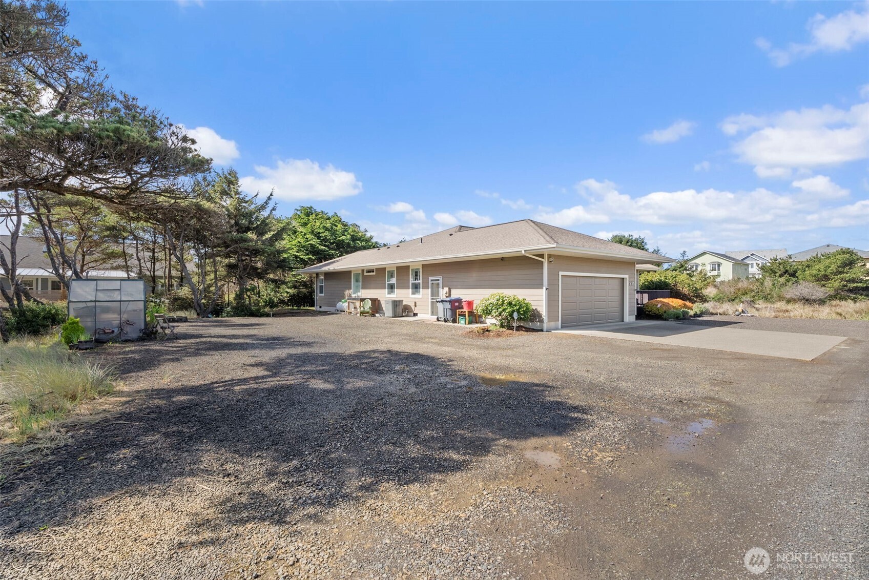 921 Pheasant Run