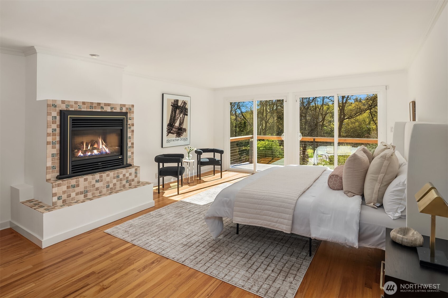 1030 Washington Place E