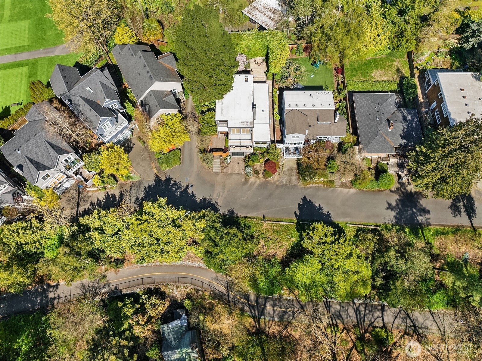 1030 Washington Place E