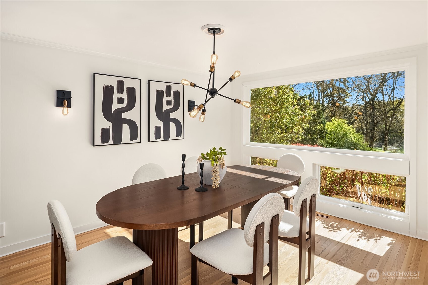 1030 Washington Place E