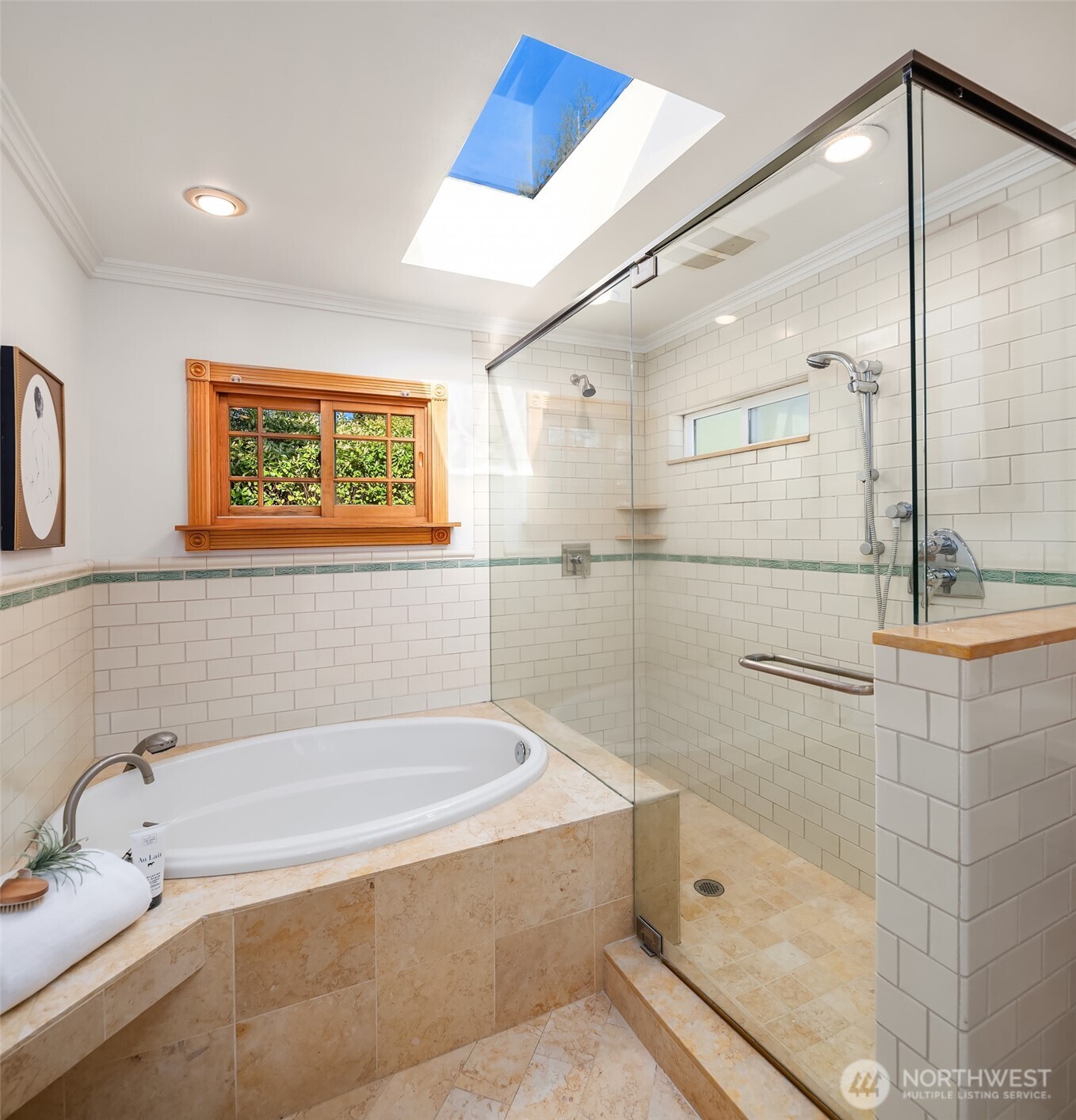 1030 Washington Place E