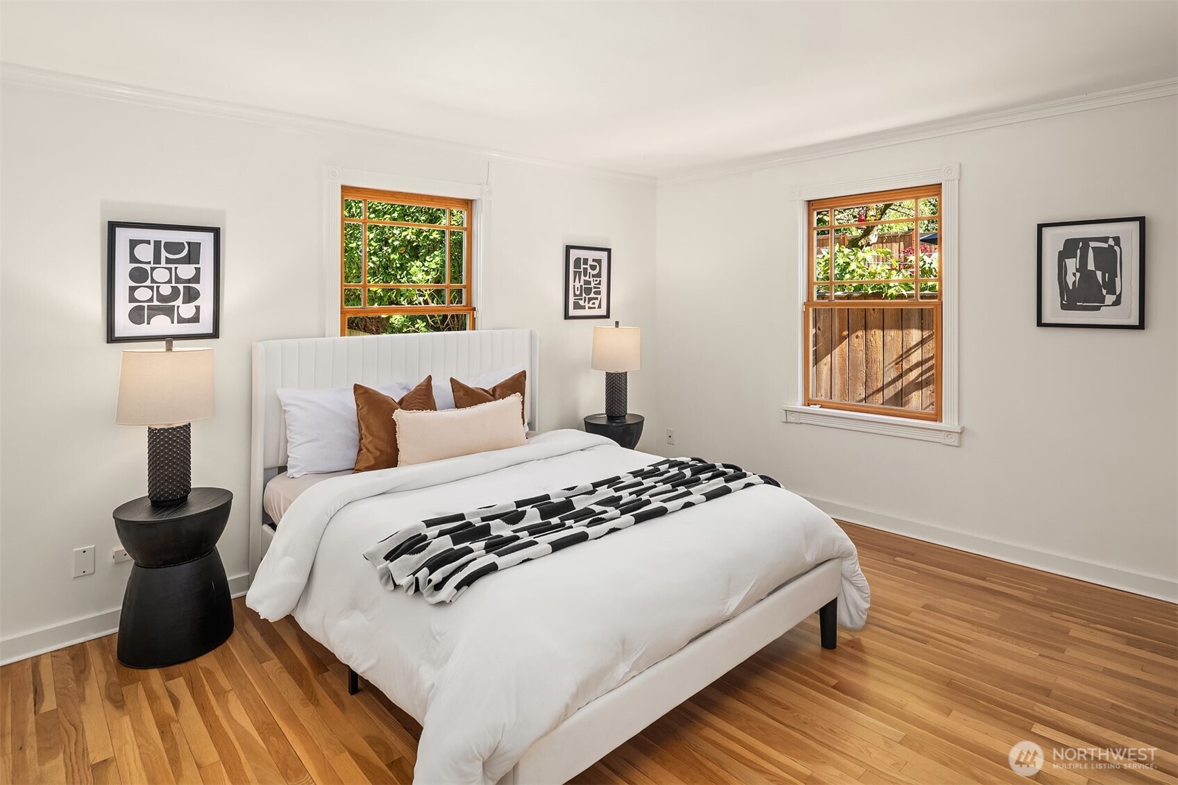 1030 Washington Place E