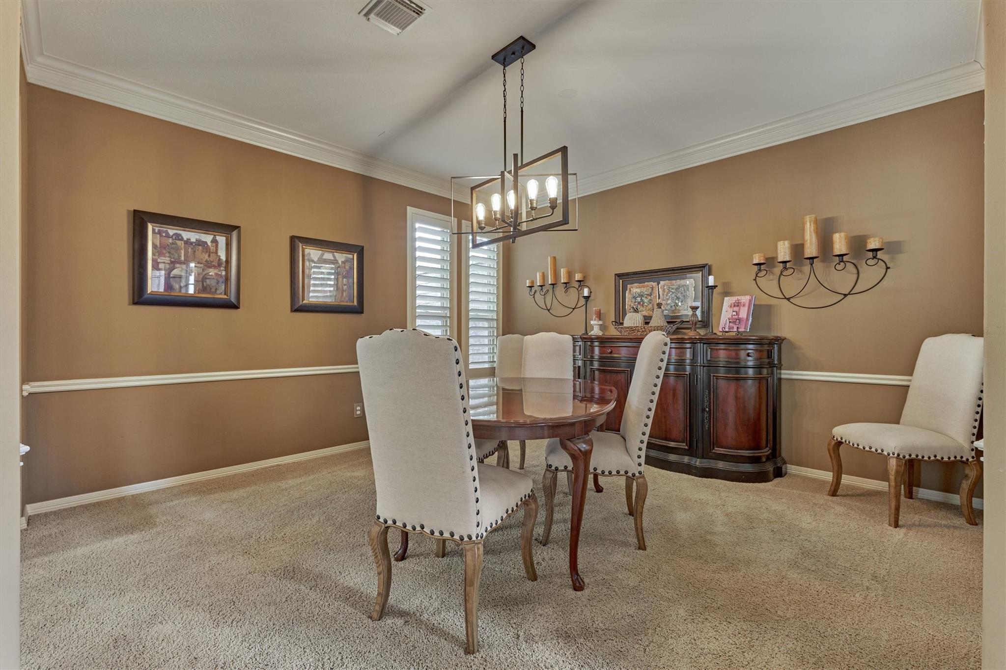 111 S Castlegreen Circle