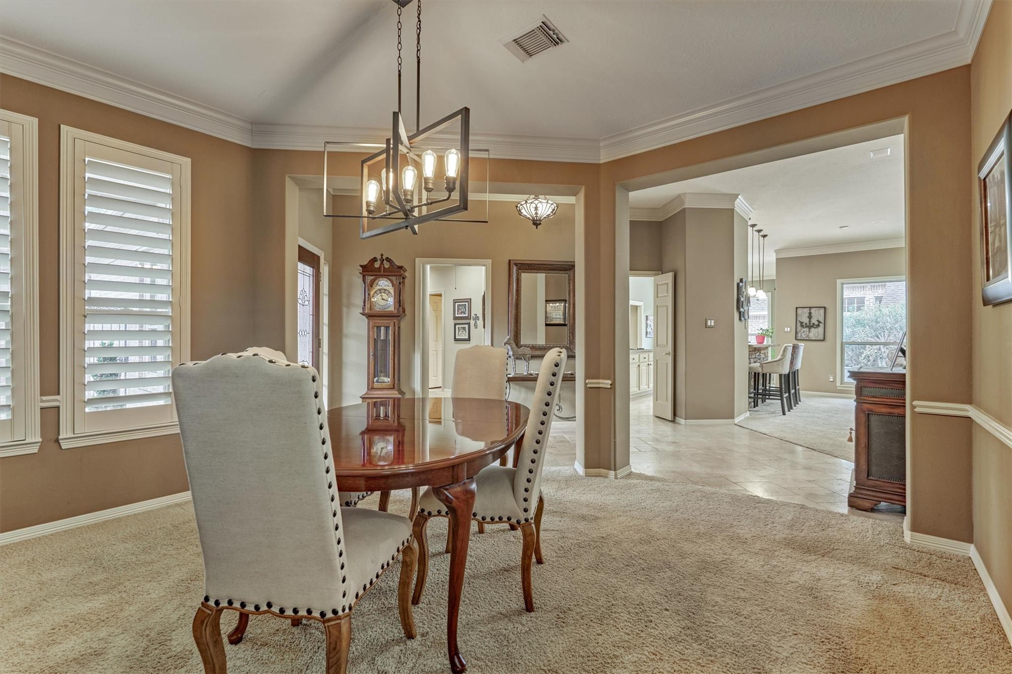 111 S Castlegreen Circle