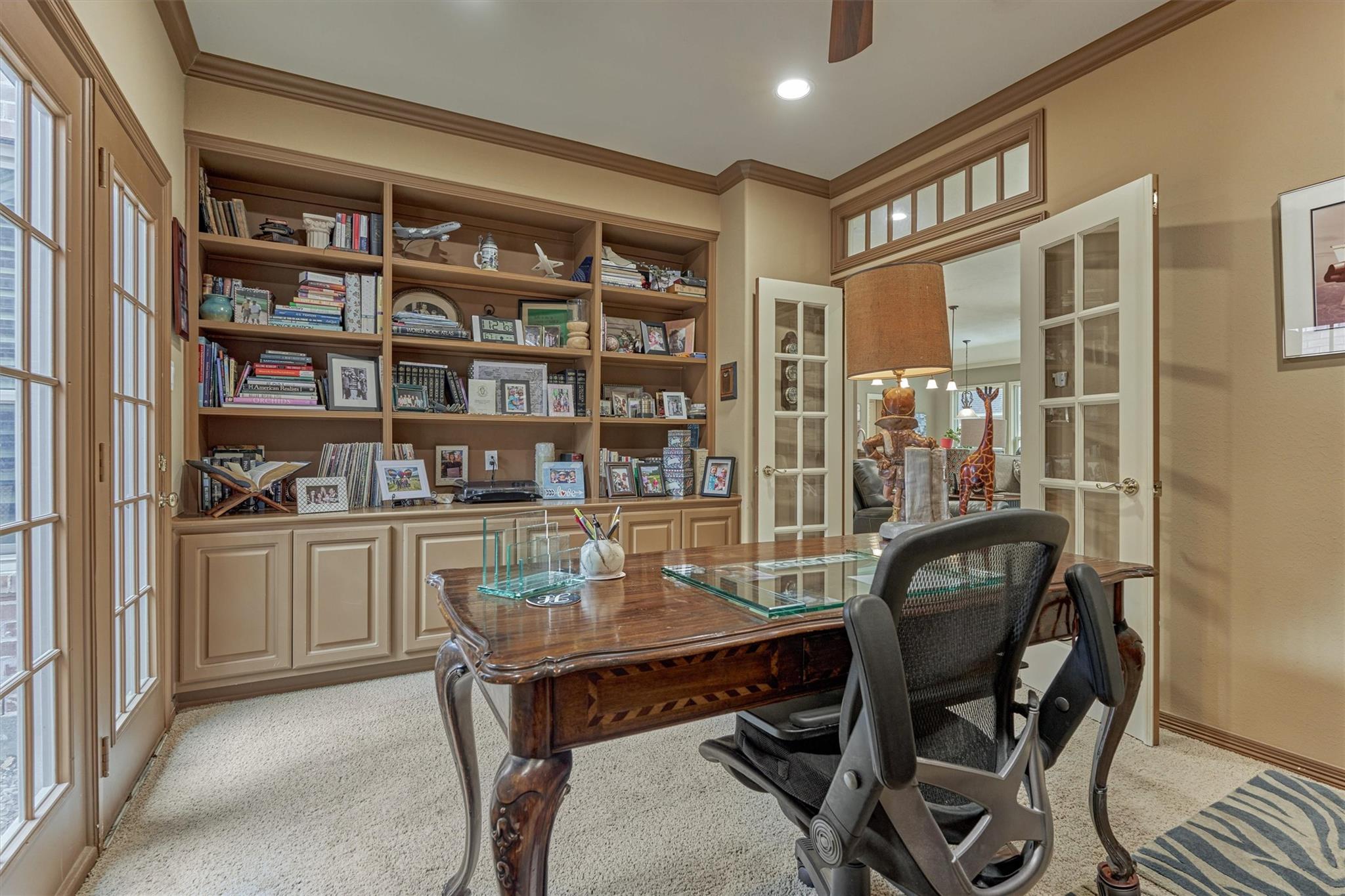 111 S Castlegreen Circle