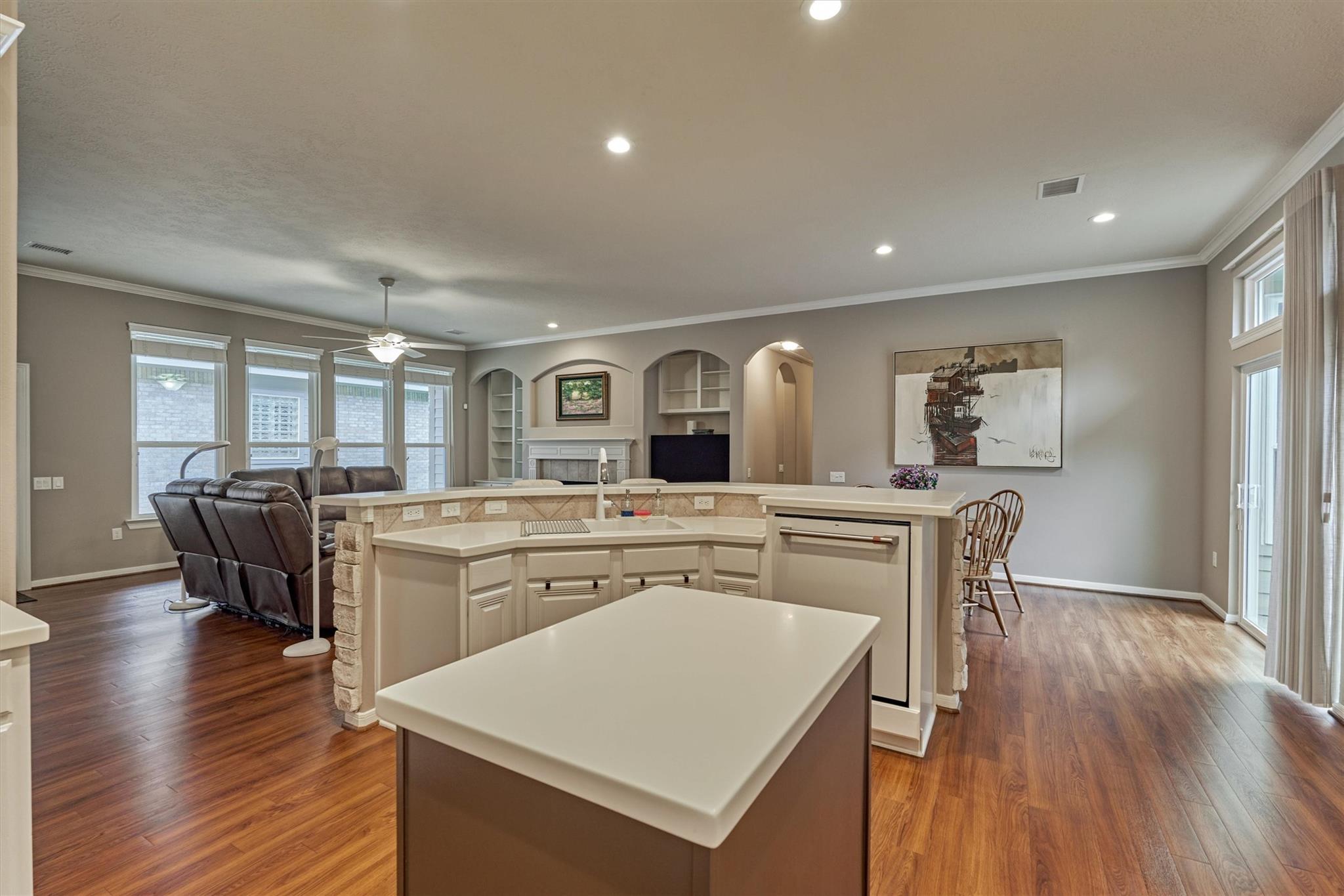 18 Coachman Ridge Place