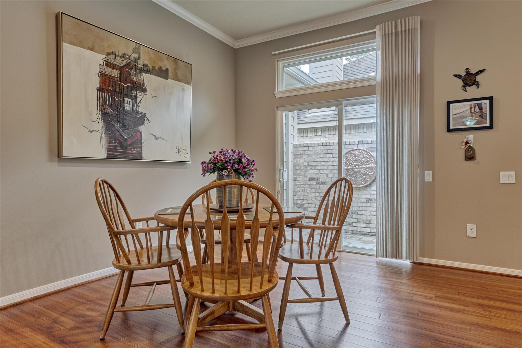 18 Coachman Ridge Place
