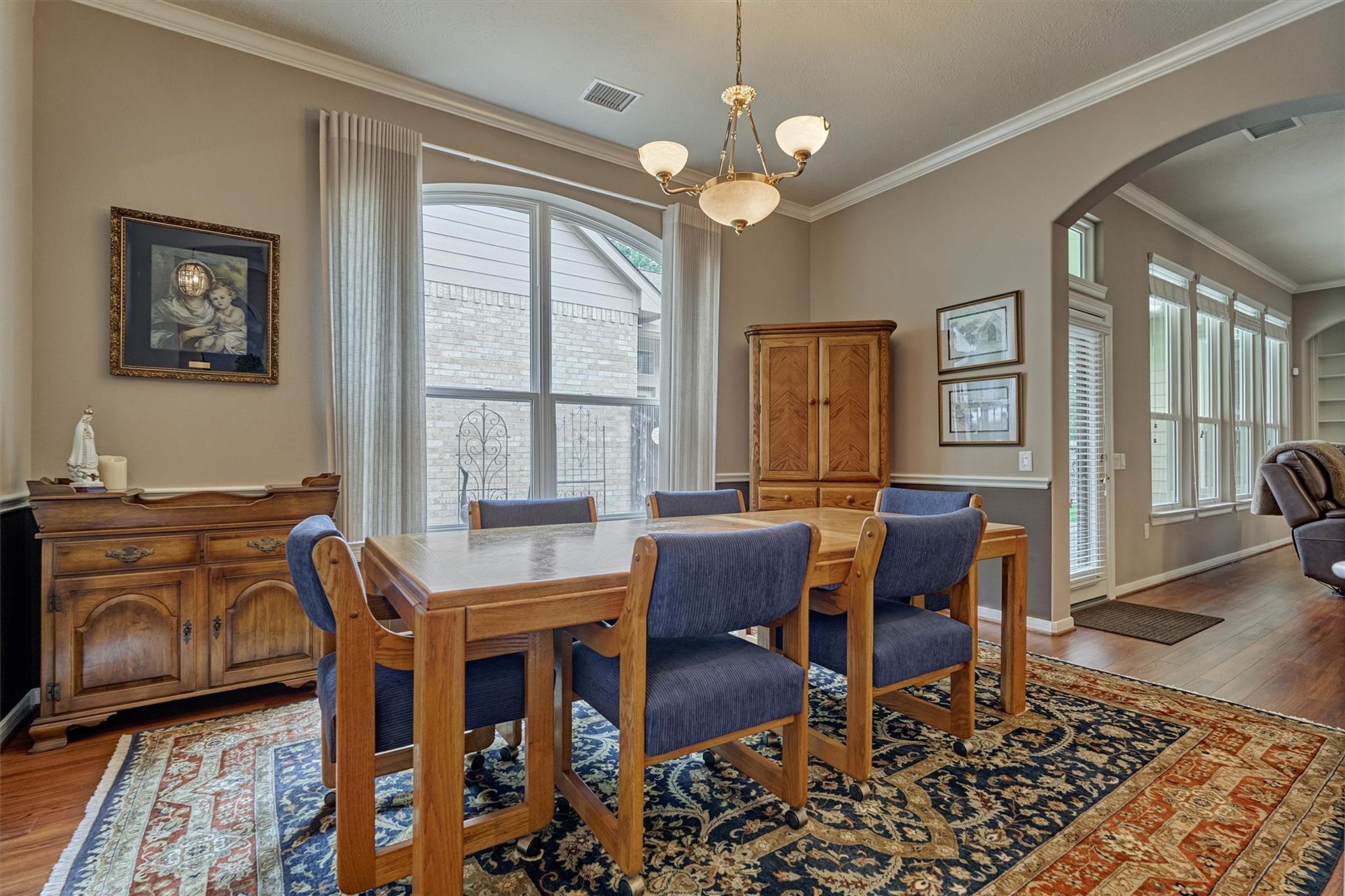 18 Coachman Ridge Place