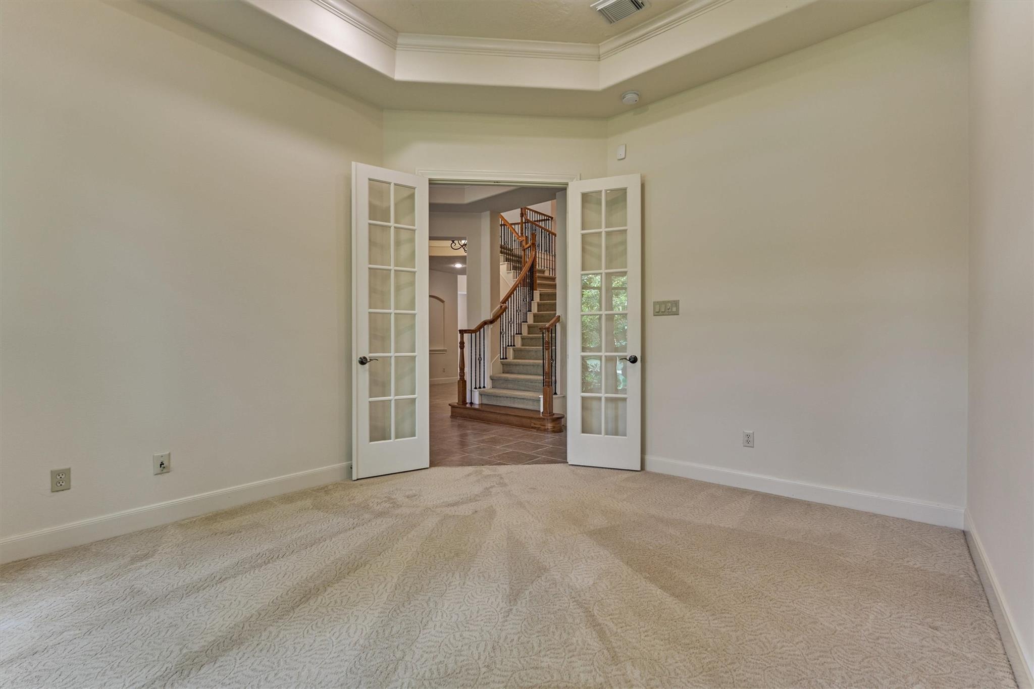 13274 Meadow Creek Lane