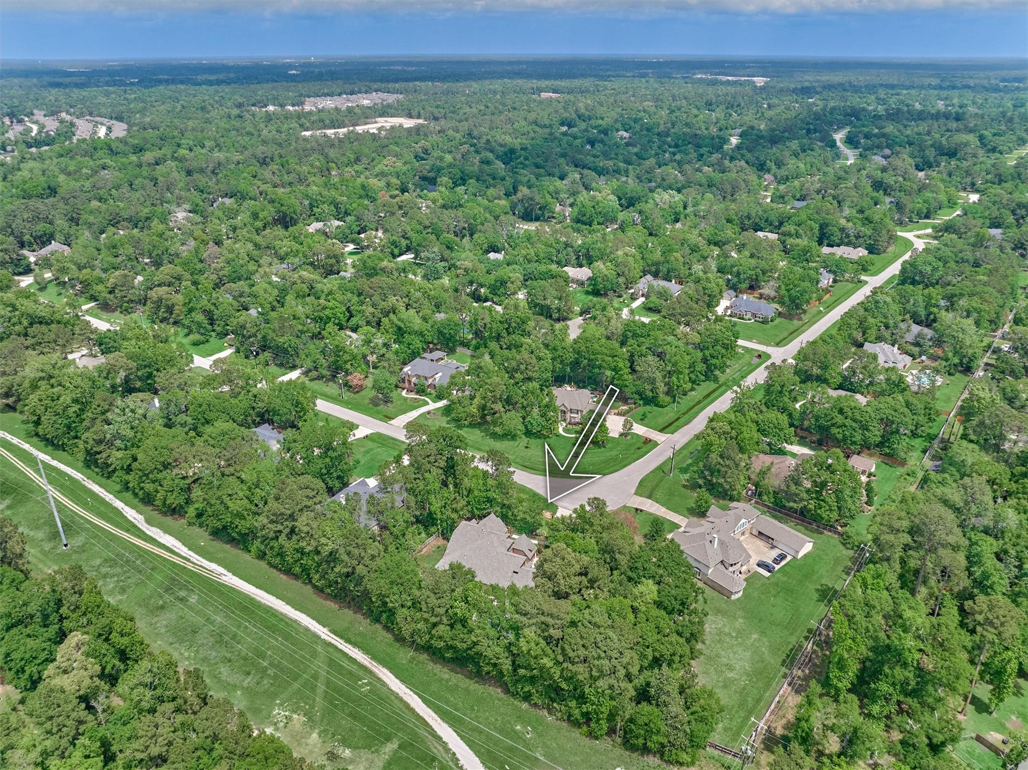 13274 Meadow Creek Lane