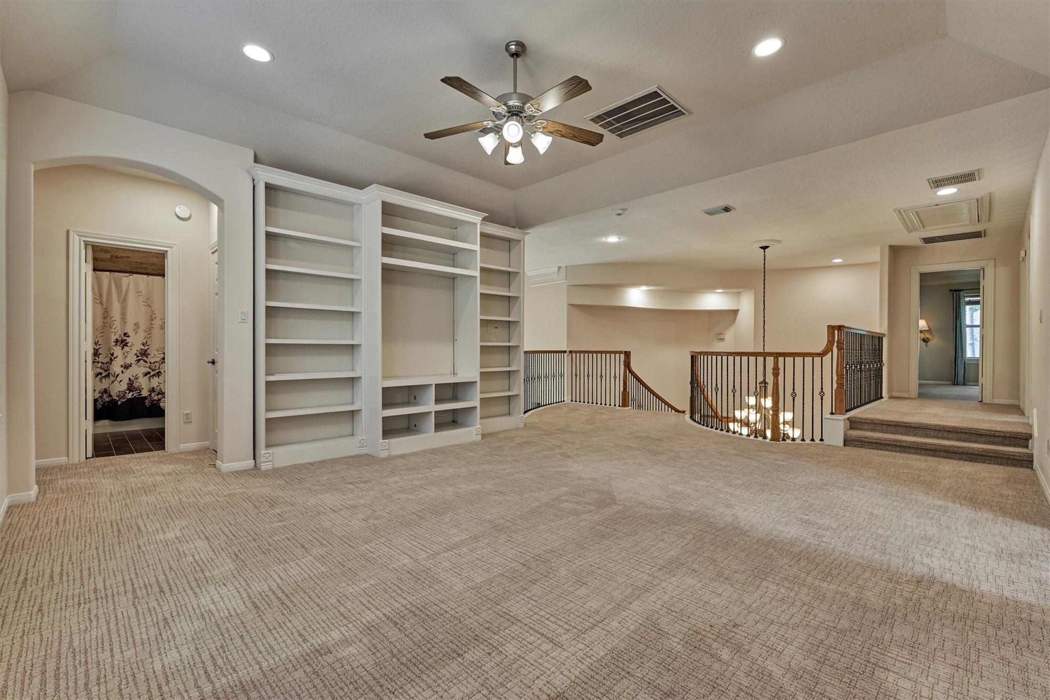 13274 Meadow Creek Lane