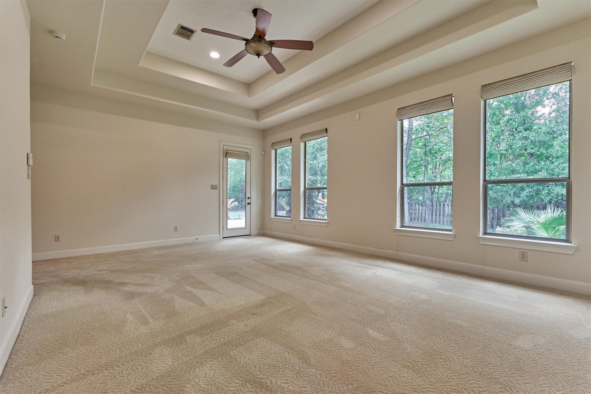 13274 Meadow Creek Lane