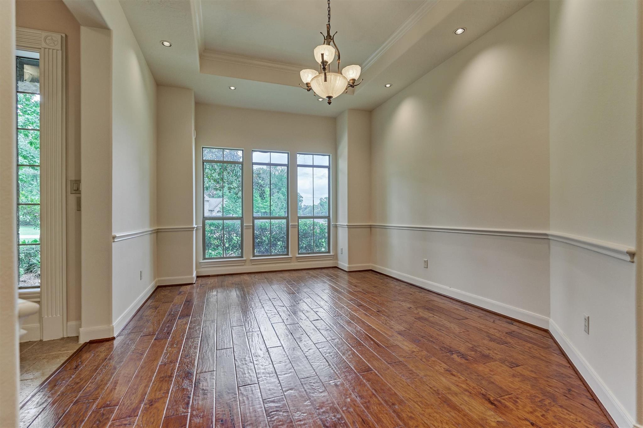 13274 Meadow Creek Lane