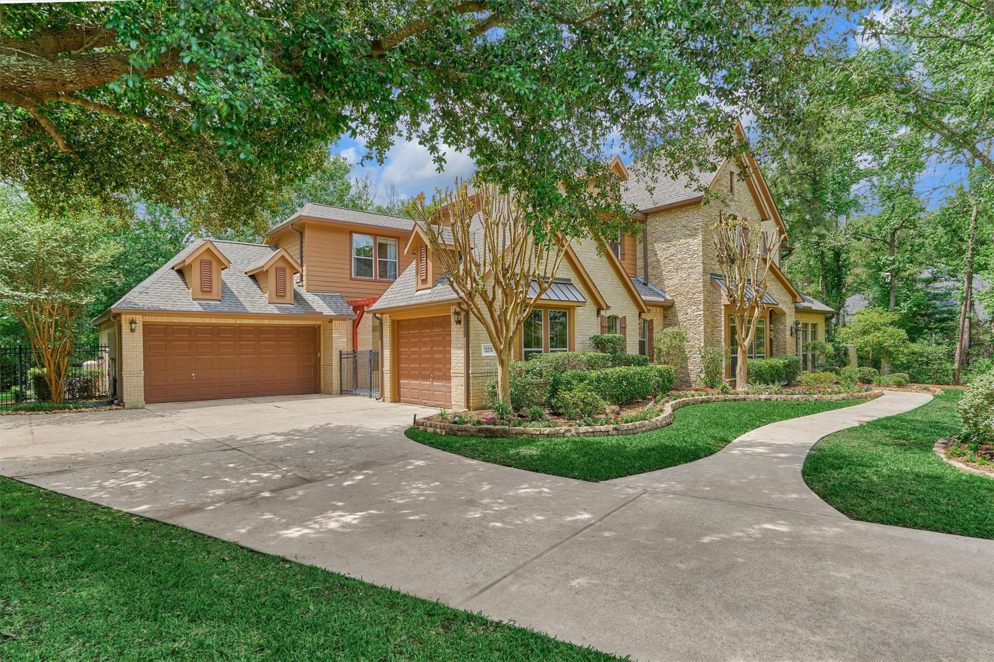 13274 Meadow Creek Lane