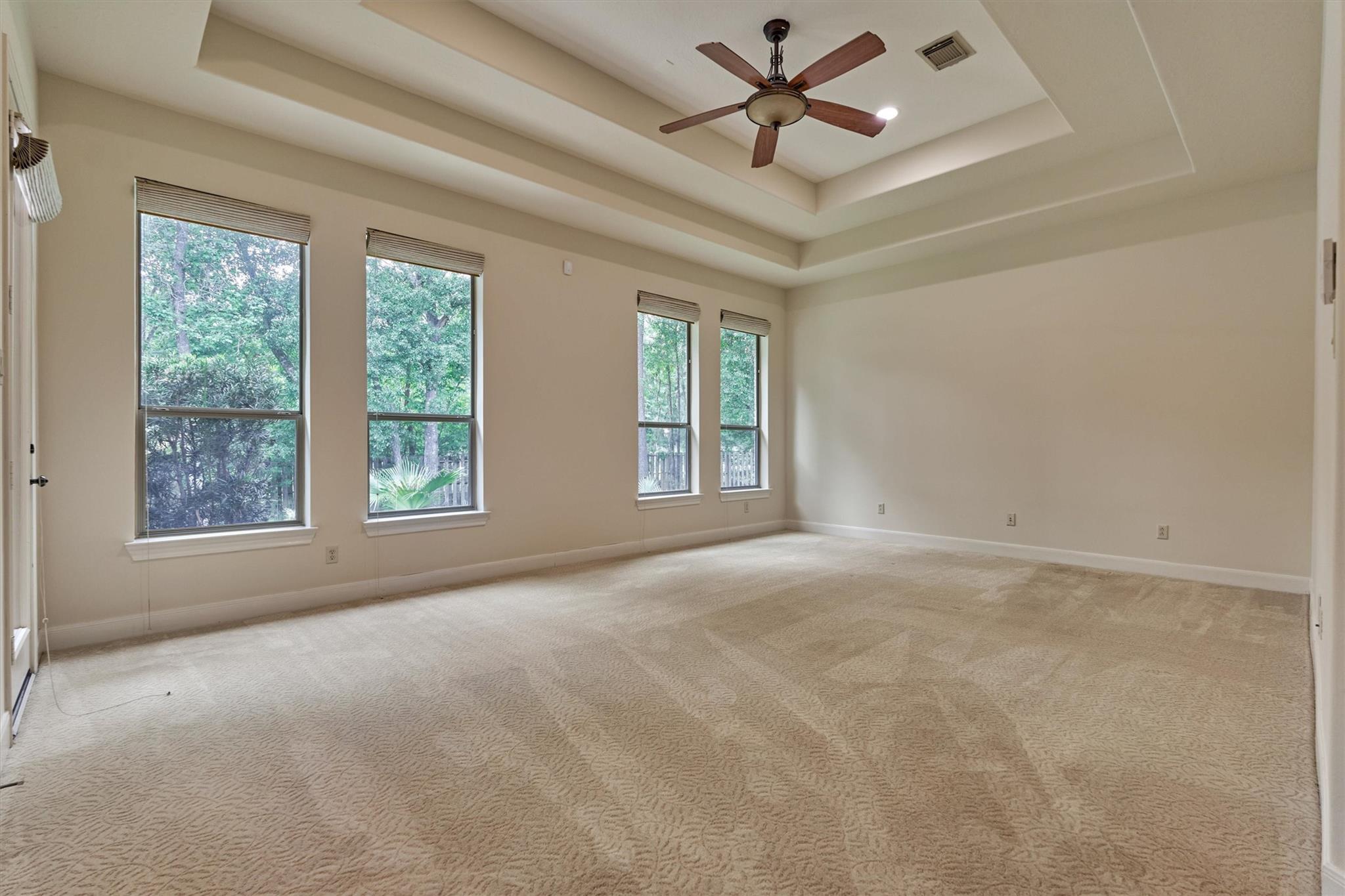 13274 Meadow Creek Lane