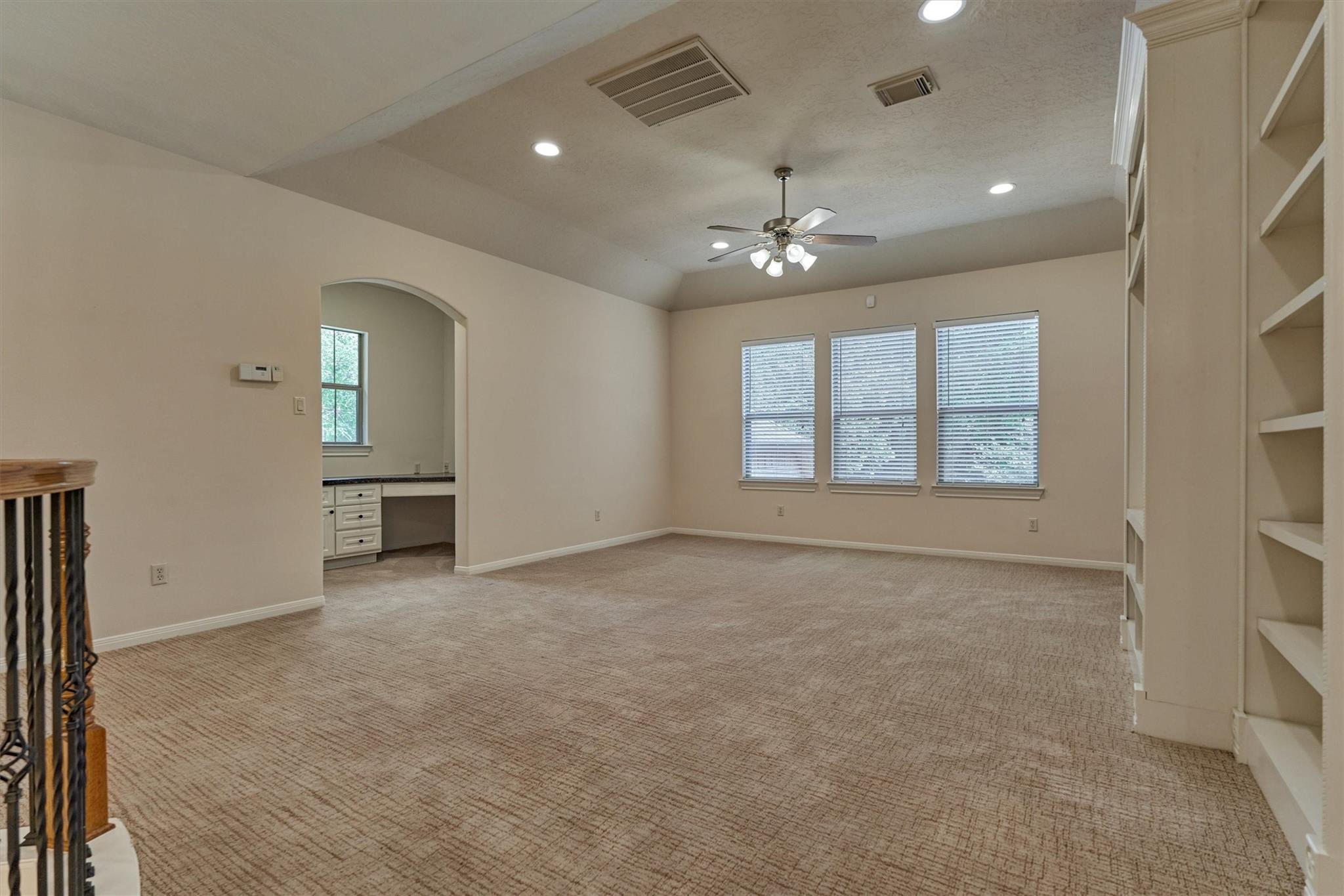 13274 Meadow Creek Lane