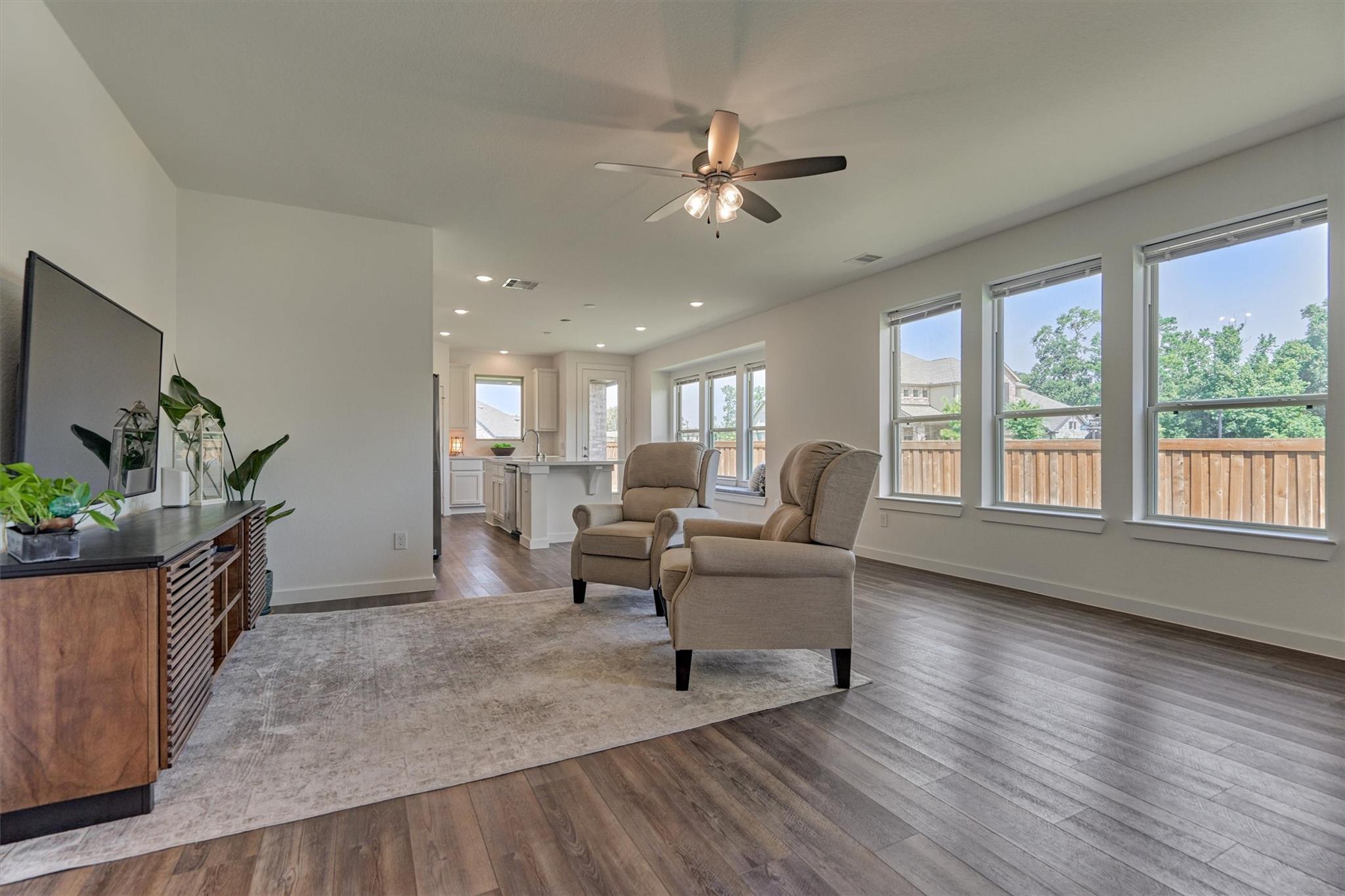 27129 Ivorywood Drive