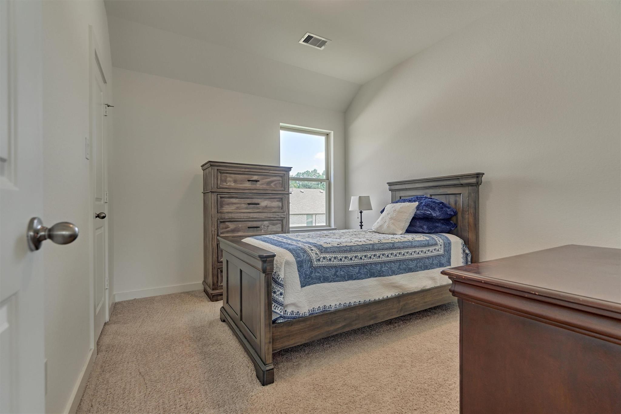 27129 Ivorywood Drive