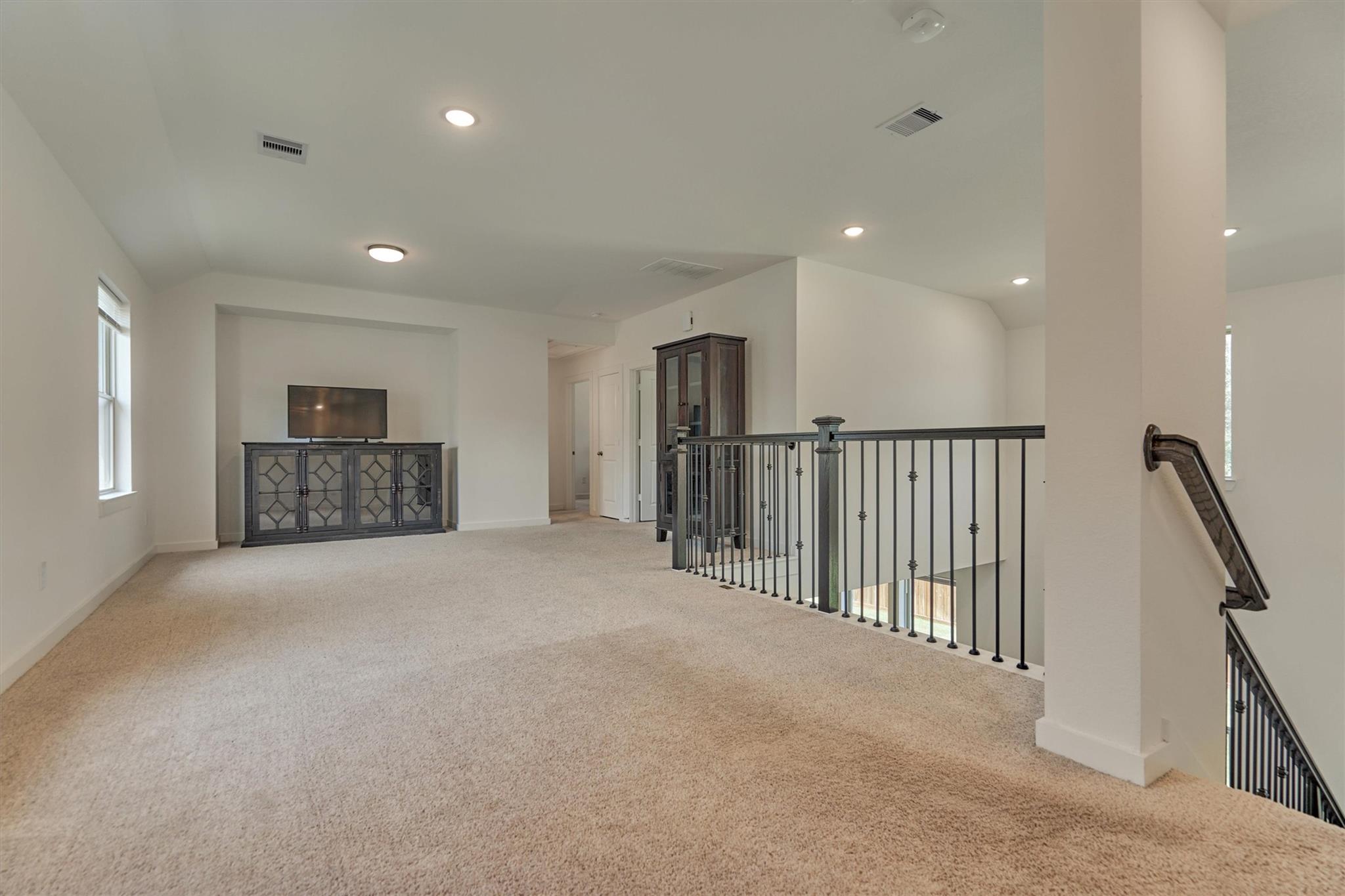 27129 Ivorywood Drive