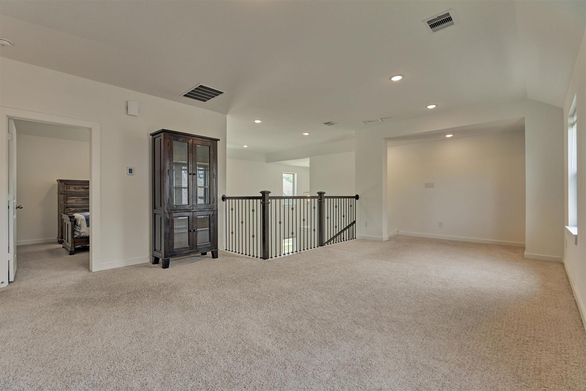 27129 Ivorywood Drive