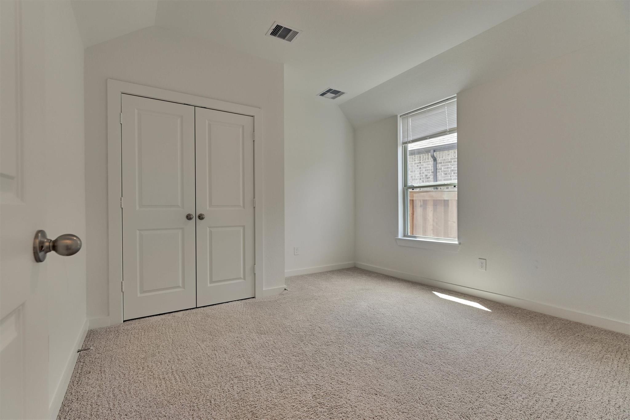 27129 Ivorywood Drive