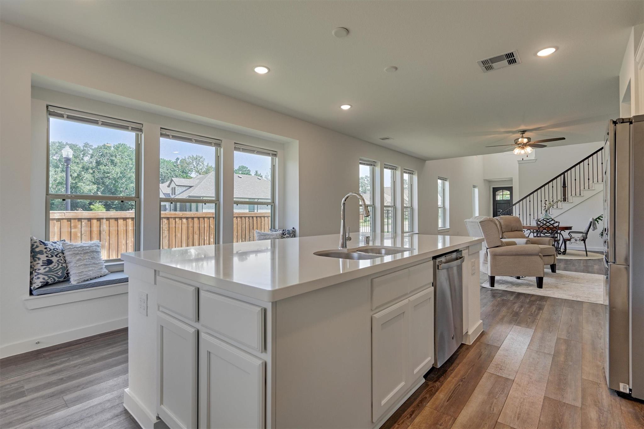 27129 Ivorywood Drive