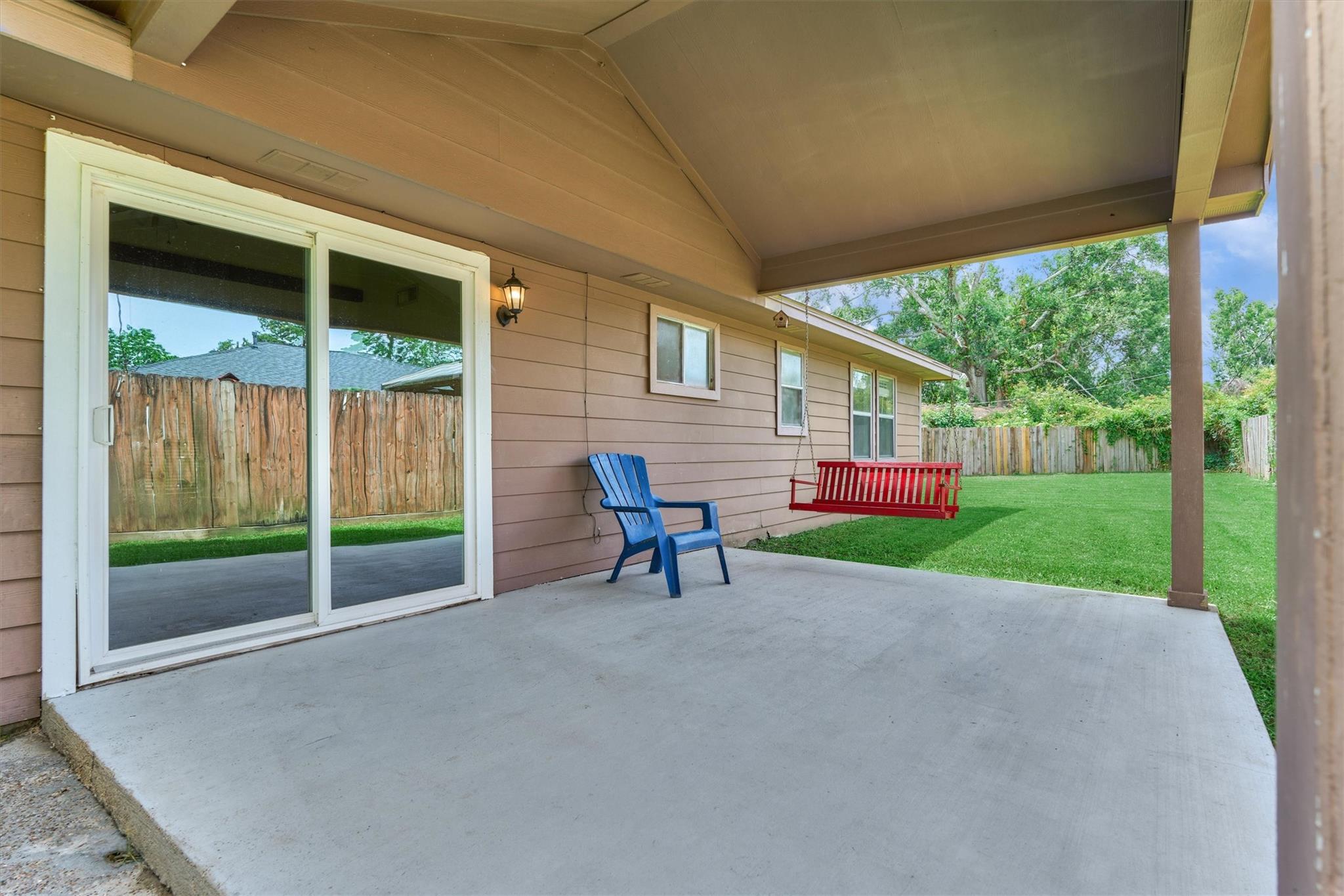 29318 Waltham Street, Spring