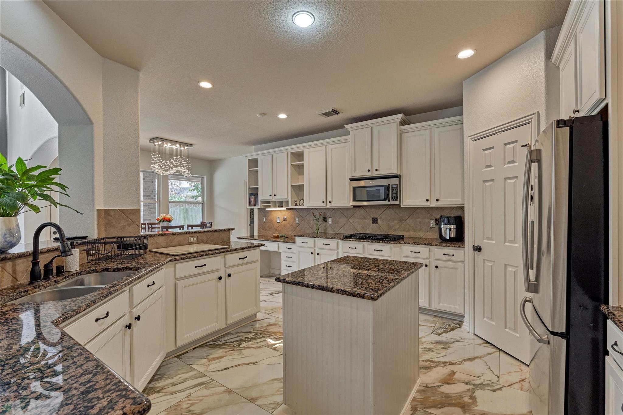 18 Wyckham Circle