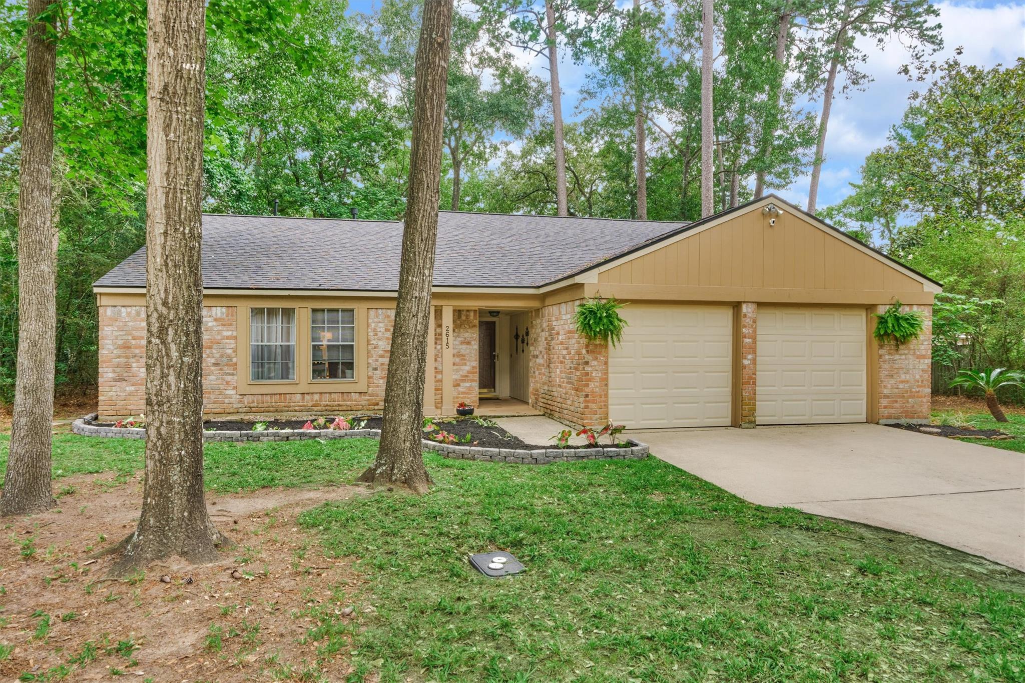 2615 Rosewood Place