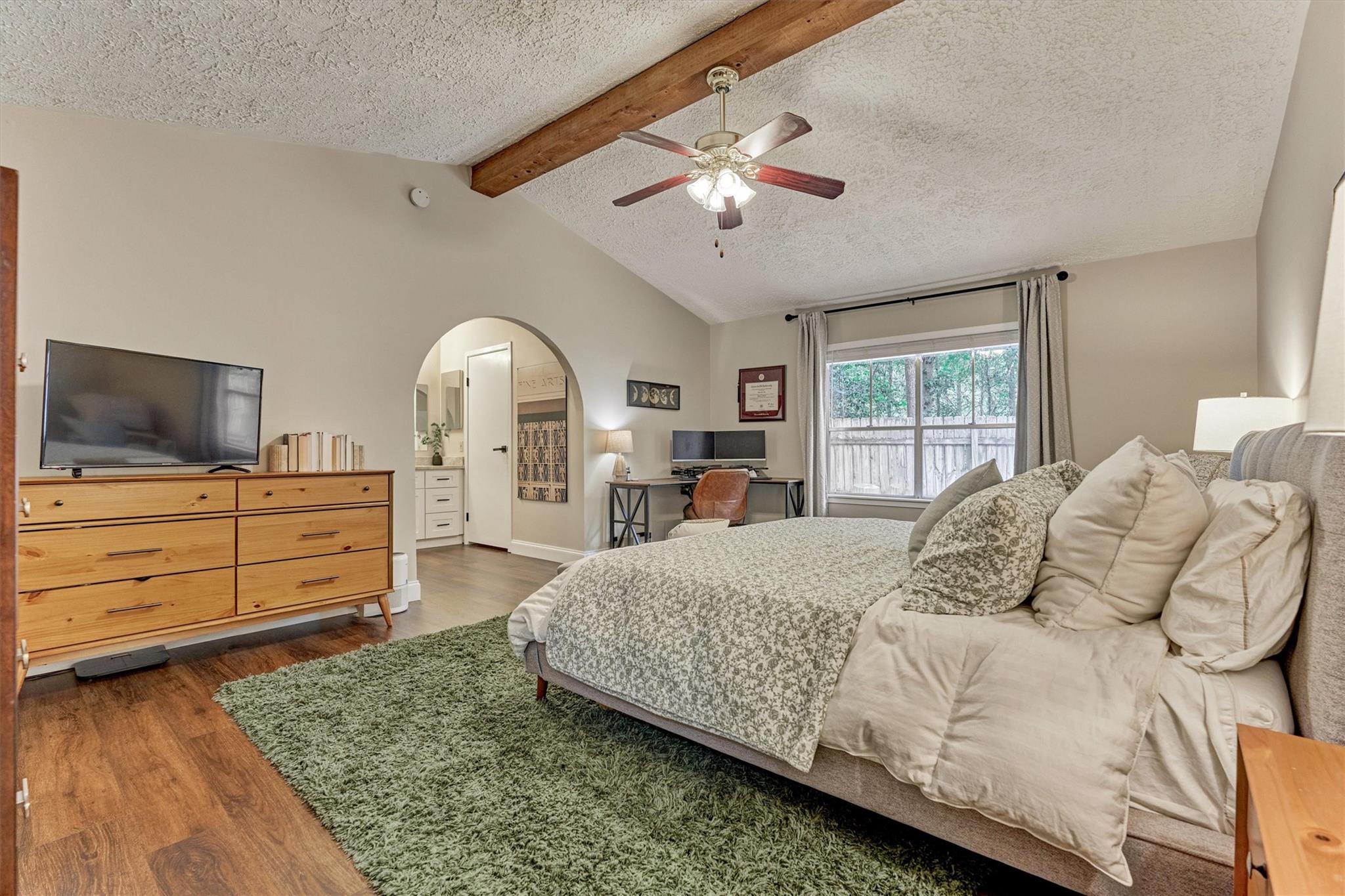 2615 Rosewood Place