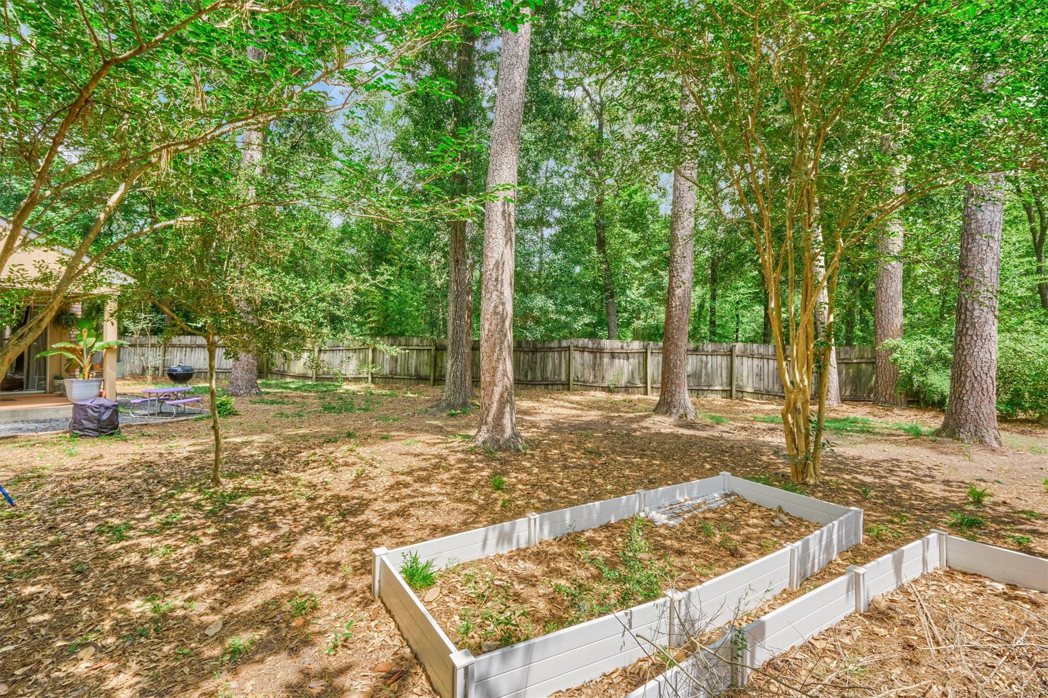 2615 Rosewood Place