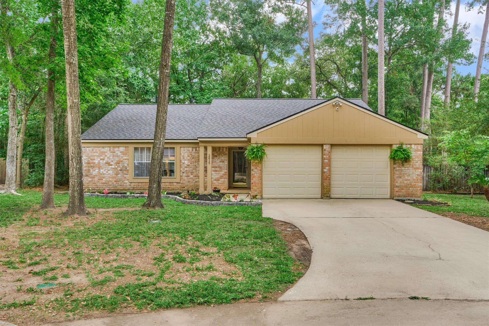 2615 Rosewood Place
