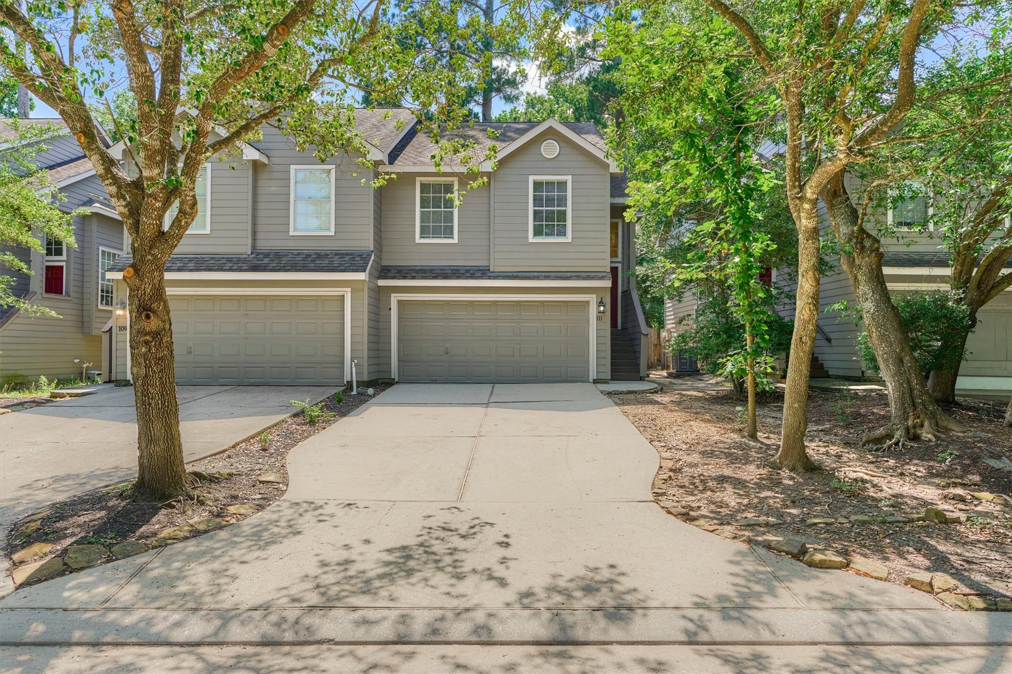 111 N Villa Oaks Drive